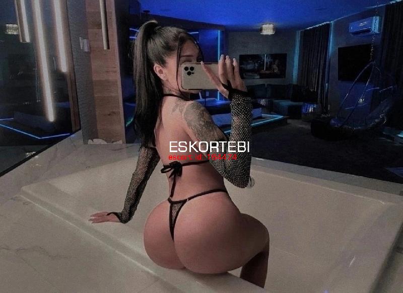 Escort Kıra, 23 years - Main Photo